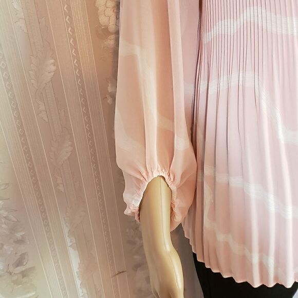 Nine West Pleated Blouse  - Picture 4 of 8